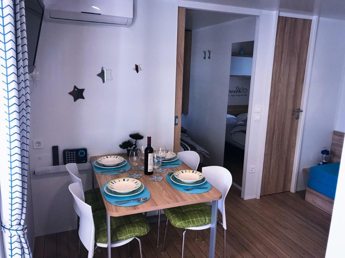 M&L Mobile Home Jezera Exterior foto